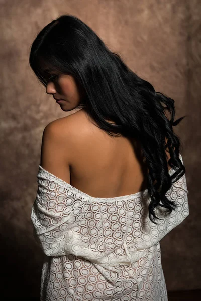 Filipina Beyazlar içindeki