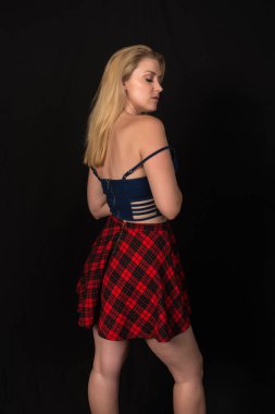 Kırmızı ekose sarışın