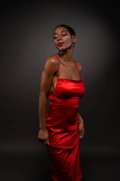 Slender Young African American Woman Tight Red Dress — 스톡 사진