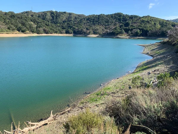 Водохранилище Стивенс Крик Парк Округа Стивенс Крик Купертино Калифорния — стоковое фото