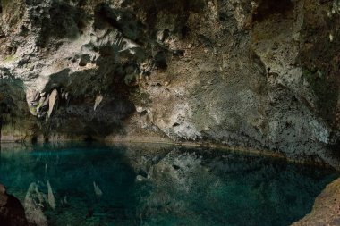 Yeraltı gölleri, Los Ojos Ulusal Parkı, Santo Domingo, Dominik Cumhuriyeti