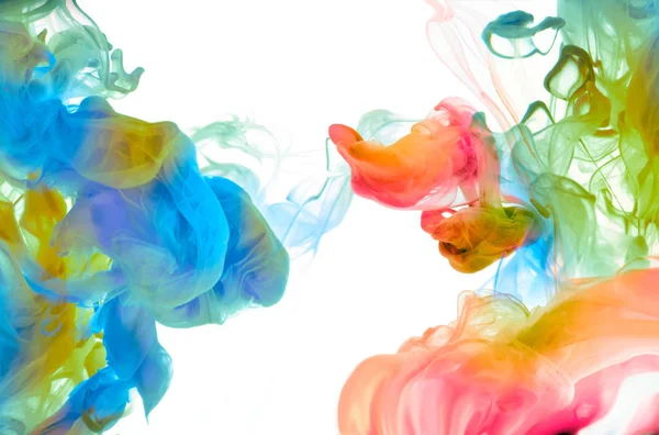 Sudaki akrilik renkler. Soyut arkaplan.