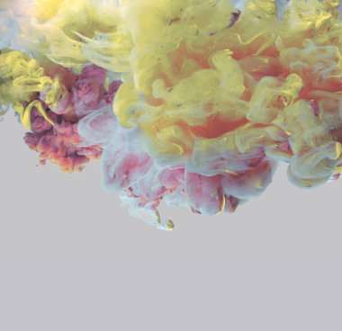 Akrilik renkler ve suda mürekkep.