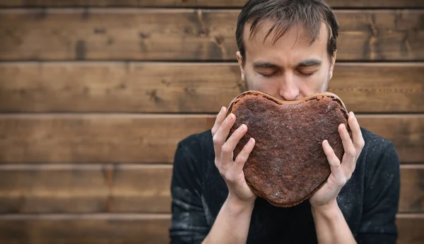 Baker Love Holds Smell Enjoys Aroma Handmade Freshly Baked Vegan — Stock Photo, Image