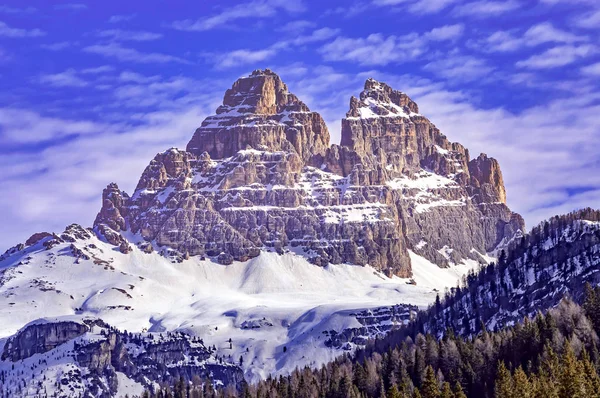 Tre cime di lavaredo im Winter — Stockfoto