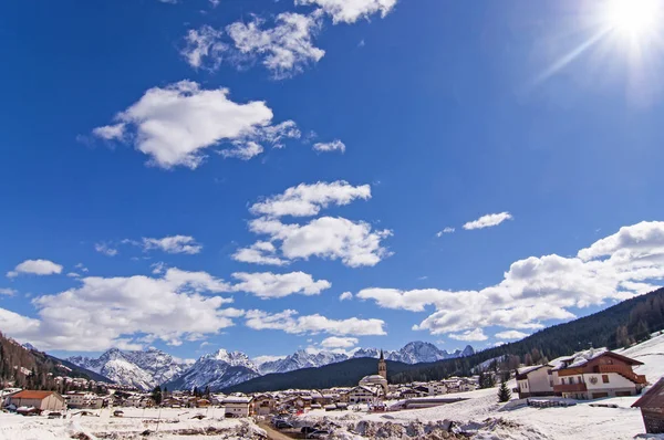 Dolomitas montanhas no inverno — Fotografia de Stock