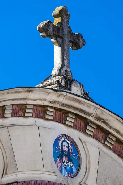 Przydrożny krzyż i Jezus — Zdjęcie stockowe