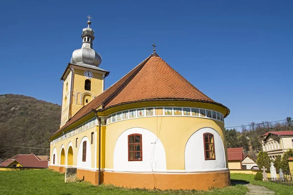Kostel v Sadu vesnici, Sibiu, Rumunsko — Stock fotografie