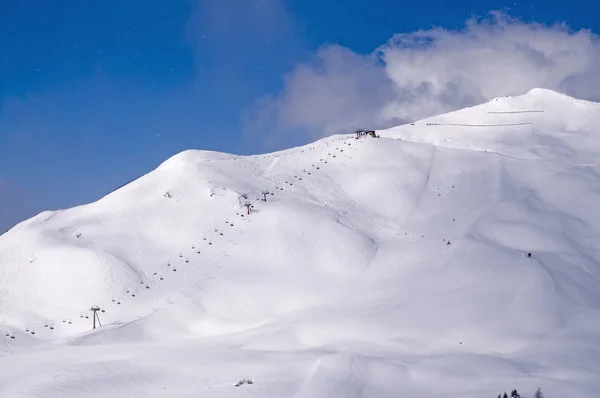Ski slope in Austrian Alps — Stock Photo, Image