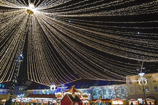 Piața de Crăciun din Sibiu, România — Fotografie, imagine de stoc