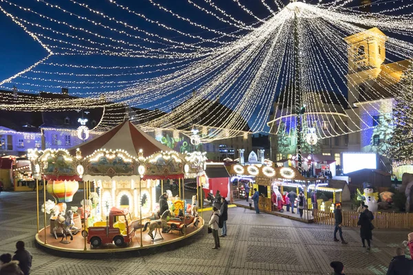 Piața de Crăciun din Sibiu, România — Fotografie, imagine de stoc