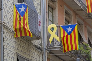Catalonia bayrak balkon