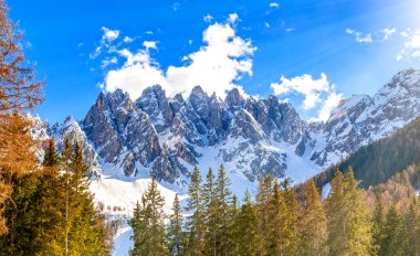 Dolomites Dağı kış