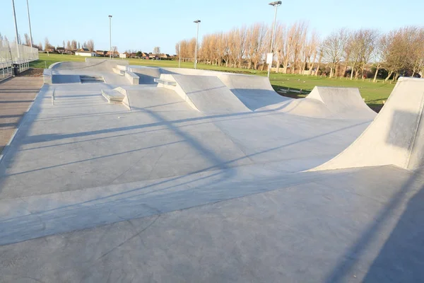 Parque Público Skate Harwich Essex Para Bicicletas Scooters Monopatines Hormigón — Foto de Stock