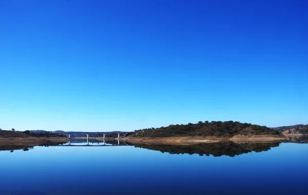 Landscape of Alqueva lake, near Amieira village — Stock Photo, Image