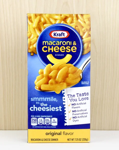 Schachtel Kraftmakkaroni & Käse — Stockfoto