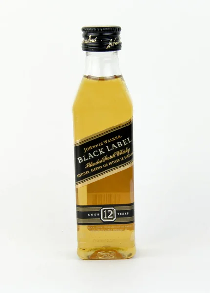 Johnny Walker Black Label viski Mini şişe — Stok fotoğraf
