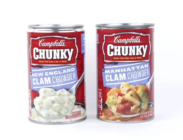 Cans of Campbell's Chunky Clam Chowder — Stock Photo, Image