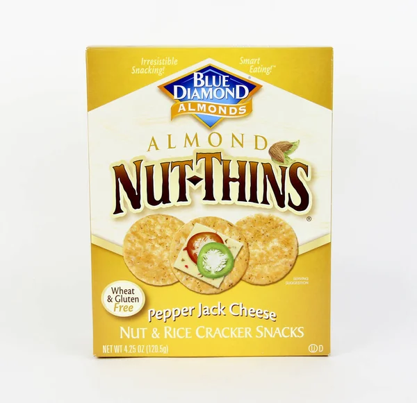 Box of Blue Diamond Nut Thins — Stock Photo, Image