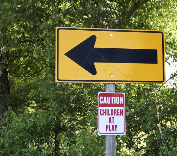 Children at play sign — Stock Photo, Image