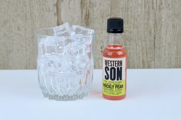 Spencer Wisconsin March 2020 Bottle Western Son Prickly Pear Vodka — Stock Photo, Image