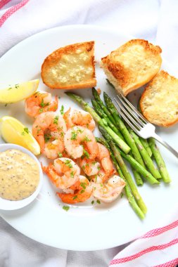 Karides yemek giderleri