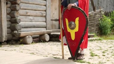 Kadın ve şövalye zırhı Festivali