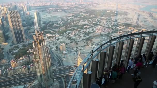 People on observation deck — Stock Video