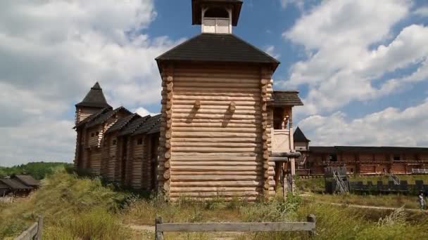 Castelo em Kyivan Rus Park — Vídeo de Stock