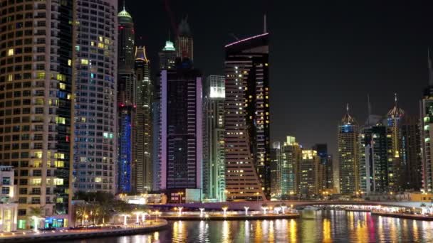 Dubai Marina éjjel — Stock videók