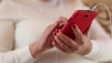  Smartphone kullanarak eller 