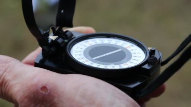 Adam el pusula tutar