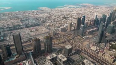 Dubai şehir merkezi ve Basra Körfezi