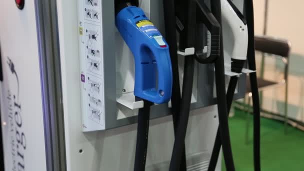 Dispositivos de carregamento para automóveis eléctricos — Vídeo de Stock