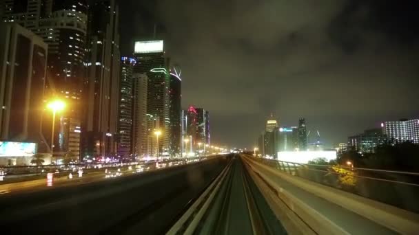 Otomatik metro tren demiryolu ağı üzerinde — Stok video