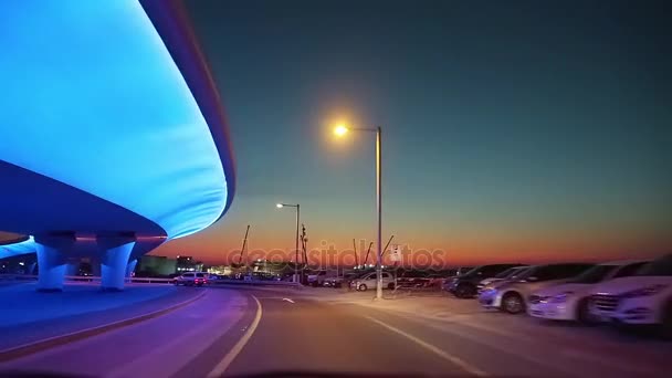夜のドバイ マリーナ交通 — ストック動画