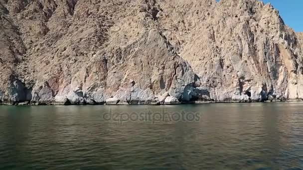Navega por la península de Musandam — Vídeos de Stock