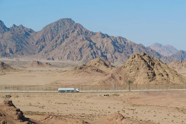 Δρόμος Στην Έρημο Σινά Κοντά Στην Πόλη Sharm Sheikh Στην — Φωτογραφία Αρχείου