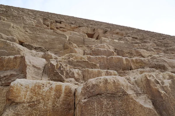 吉萨大金字塔的石灰岩块 在埃及也被称为胡夫金字塔或奶酪金字塔 — 图库照片
