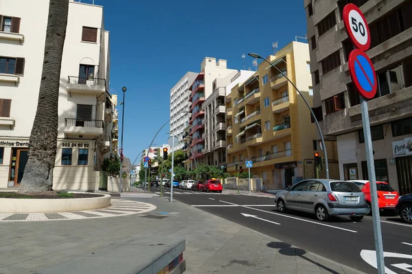 サンタクルス テネリフェ カナリア諸島 スペイン 2019年9月29日 カナリア諸島 サンタクルス テネリフェ島の道路交通 — ストック写真