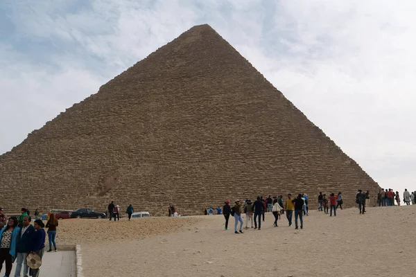 Egypt Giza Cairo December 2019 People Great Pyramid Giza Also — Stock Photo, Image