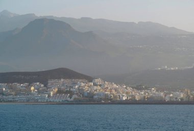Tenerife adasındaki Los Cristianos kasabası, Kanarya adaları, Atlantik okyanusu, İspanya