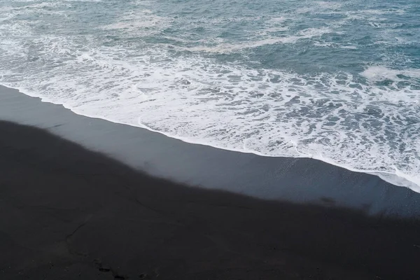 Strand Mit Schwarzem Vulkansand Auf Teneriffa Kanarische Inseln Atlantik Spanien — Stockfoto