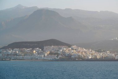 Tenerife adasındaki Los Cristianos kasabası, Kanarya adaları, Atlantik okyanusu, İspanya