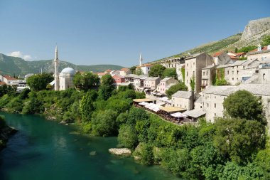 Eski Mostar kasabası - Bosna-Hersek Federasyonu Neretva Kantonu 'nun şehir ve idari merkezi