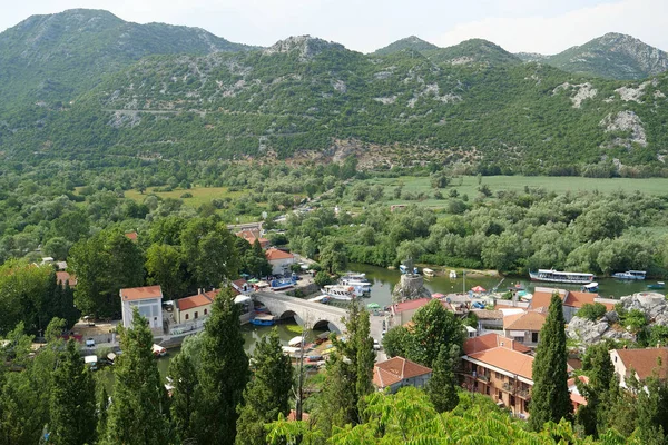 Virpazar Karadağ Temmuz 2019 Skadar Gölü Akan Crmnica Nehrinin Kıyısında — Stok fotoğraf