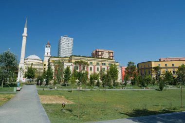 Tiran, Arnavutluk, 7 Temmuz 2019: Tiran şehir merkezi - Arnavutluk 'un başkenti ve en büyük kenti