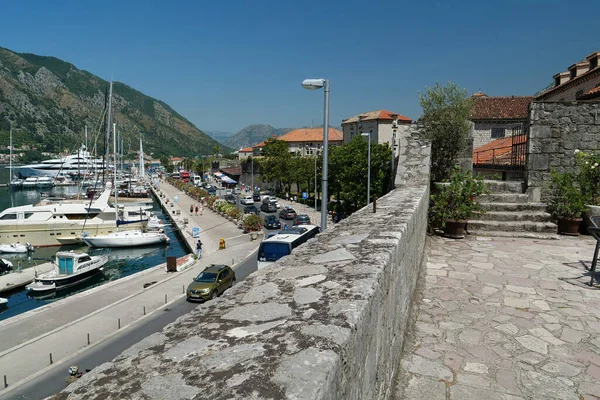 Montenegro Kotor July 2019 Lalu Lintas Jalan Kotor Kota Pesisir — Stok Foto