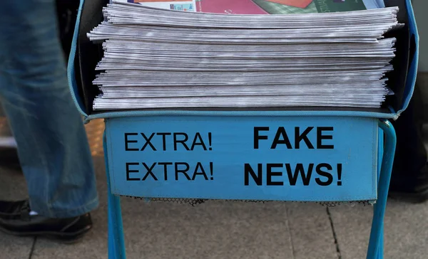 Fake news stack — Stock Photo, Image