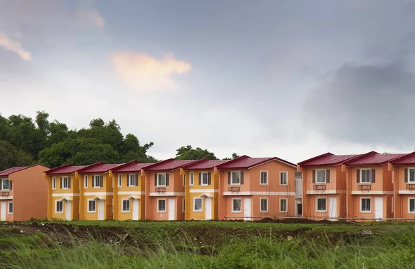 Rij huis voor massale huisvesting — Stockfoto